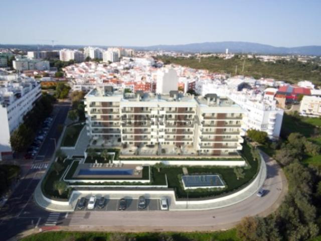 Apartamento T 2 + 1, Portimão