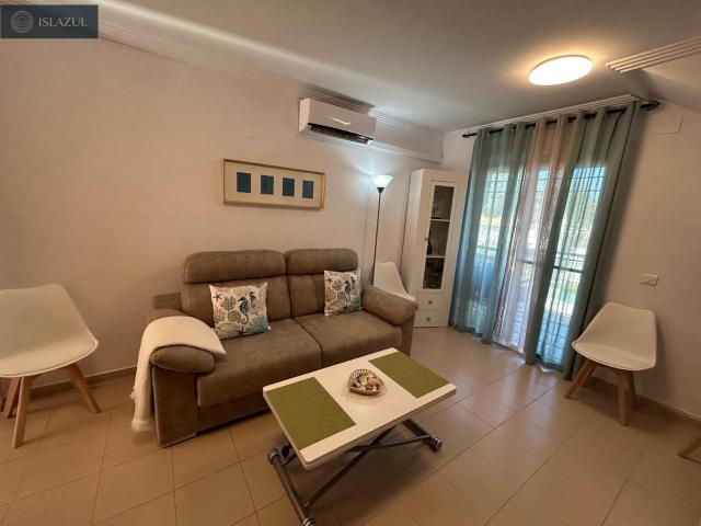 Apartamento, Terraza 20 metros, Parking, Piscina,150 metros de la Playa