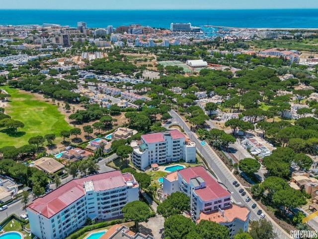 Apartamento tipo estúdio à venda perto da marina de Vilamour. 37m² Vilamoura