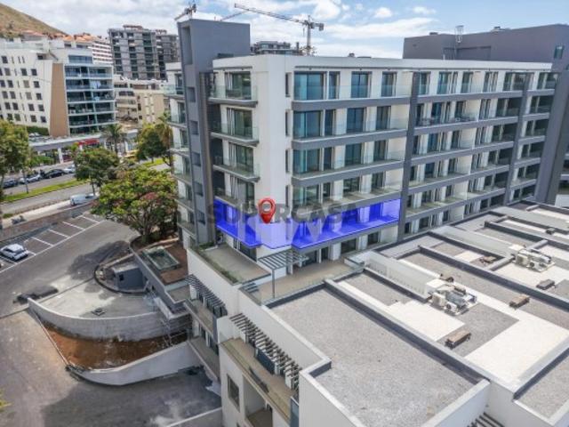 Apartamento Tipologia T3 | Vista Mar | Estrada Monumental | São Martinho | Funchal | Madeira Island