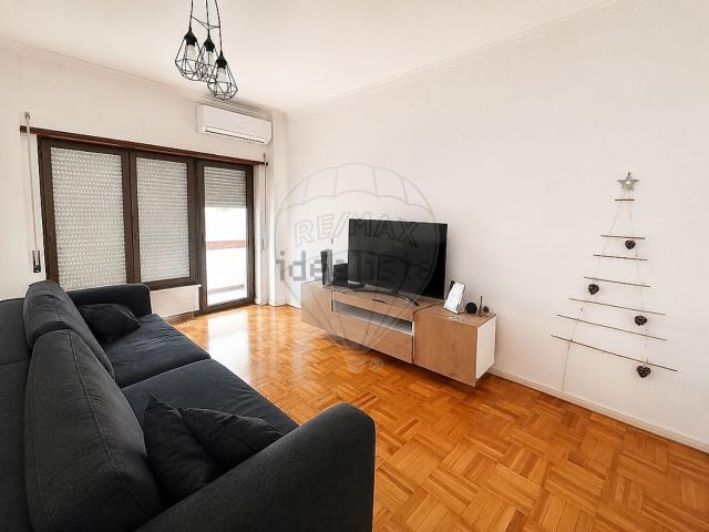 Apartamento, Tomar e Santa Maria dos Olivais