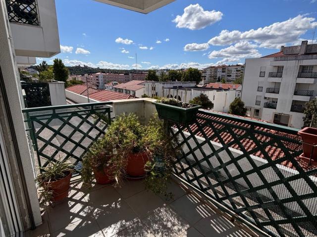Apartamento, Tomar e Santa Maria dos Olivais