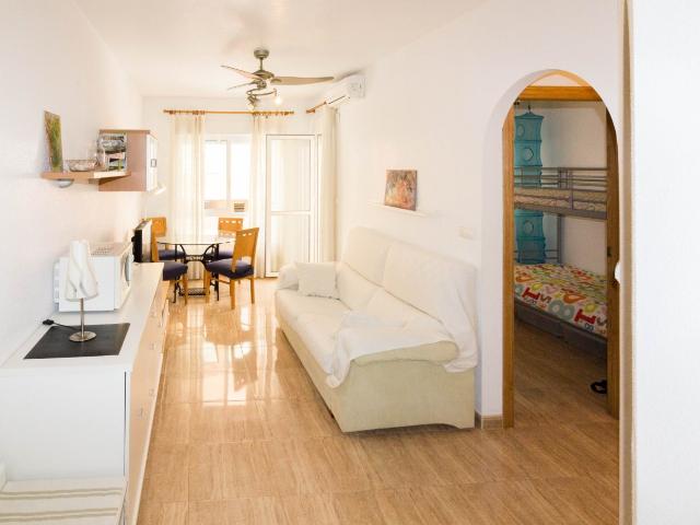 APARTAMENTO TODO EXTERIOR EN ALQUILER DE 2 DORMITORIOS EN PLAYA DEL CURA DE SEPTIEMBRE A JUNIO