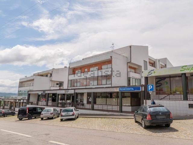 Apartamento, Torrados e Sousa