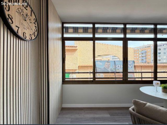APARTAMENTO TOTALMENTE REFORMADO A 400 METROS DE LA PLAYA EN EL CENTRO DE TORREVIEJA