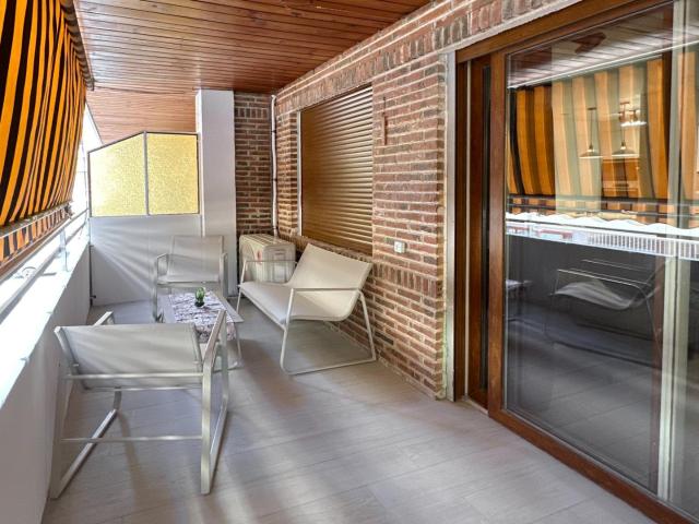 Apartamento totalmente reformado a 50 m del mar en Torrevieja