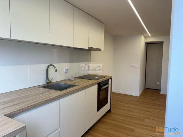 Apartamento Totalmente Renovado TUDO NOVO Odivelas Póvoa Sto Adrião Oportunidade! | 26063692780