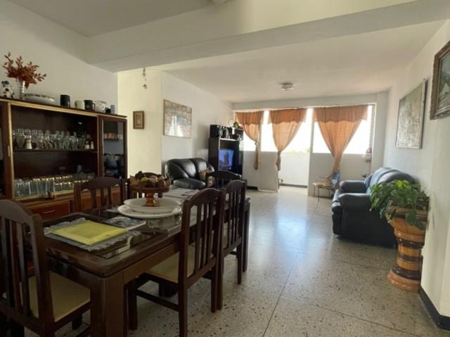 APARTAMENTO UBICADO EN EDIFICIO SUTERA VE21 199ES MAZU FHER
