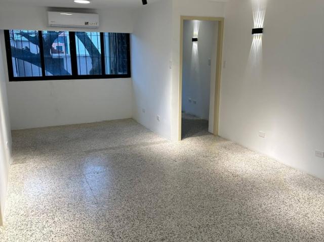Apartamento Uso de Oficina en Alquiler Ubicado en Las Mercedes