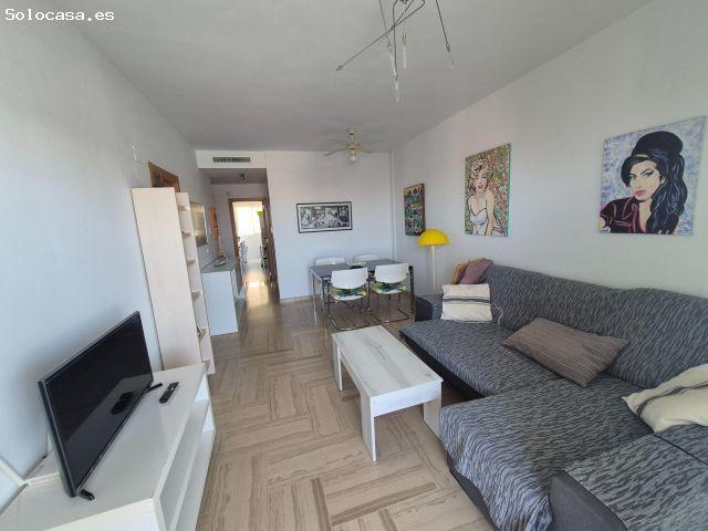 Apartamento vacacional 2 dorm. con piscina, tenis, gimnasio, terraza, comedor, cocina 2 baños, A.A