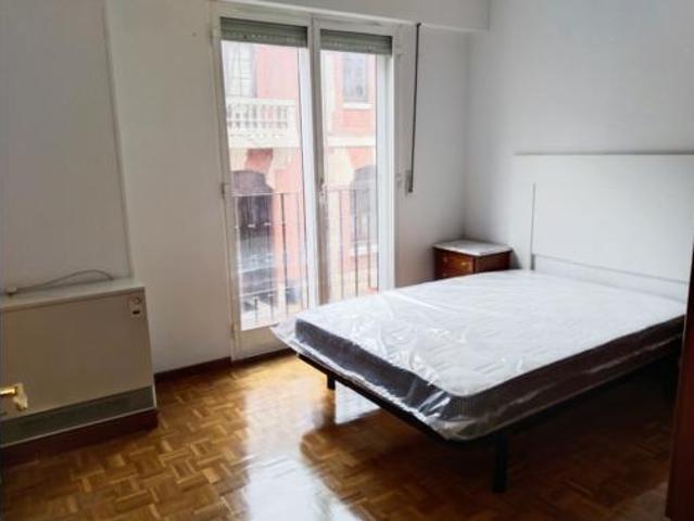 Apartamento Venta Burgos Capital, Plaza Vega San Pedro de Cardeña