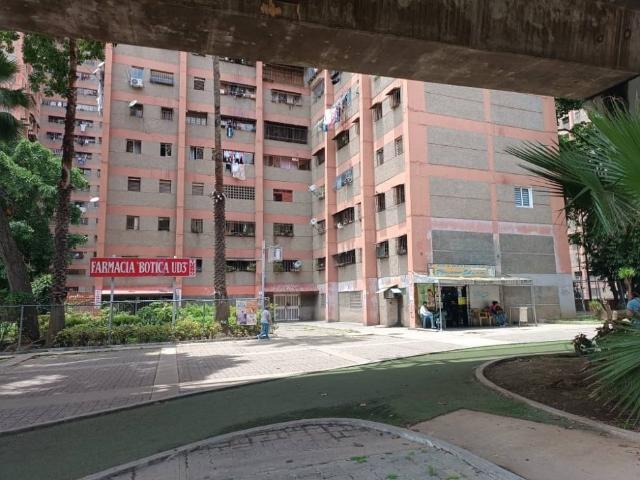 Apartamento Venta Caracas Caricuao UD3 Inmobiliaria Ccl 1755