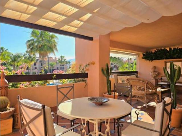Apartamento Venta Estepona, El Paraíso Atalaya Benamara