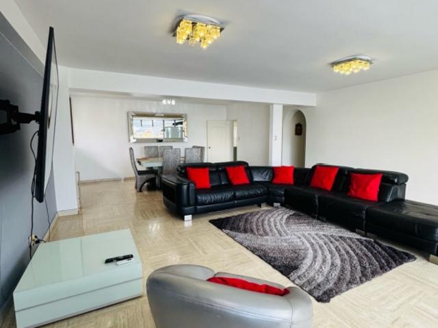 Apartamento. Venta. Los Caobos. Caracas