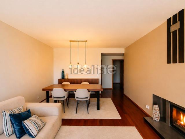 Apartamento, Vila Nova da Telha
