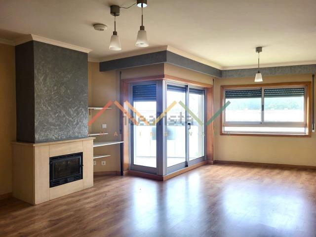 Apartamento, Vila Nova da Telha