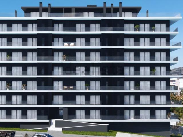 Apartamento, Vila Nova de Famalicão e Calendário