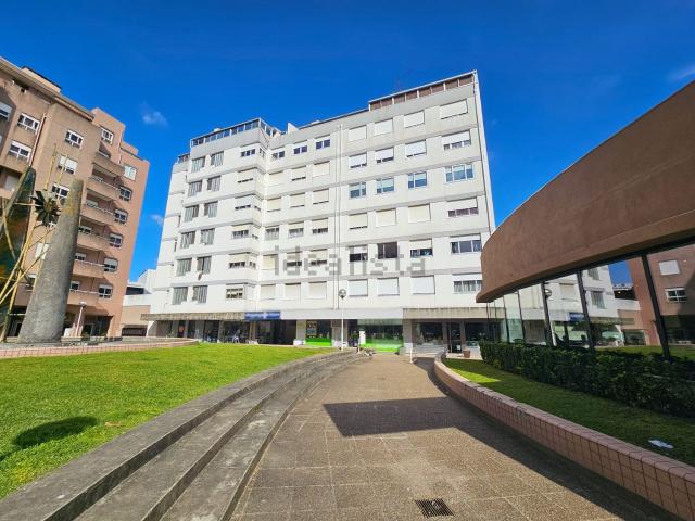 Apartamento, Vila Nova de Famalicão e Calendário