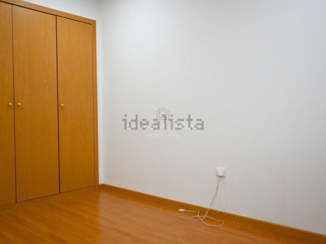 Apartamento, Vila Nova de Famalicão e Calendário