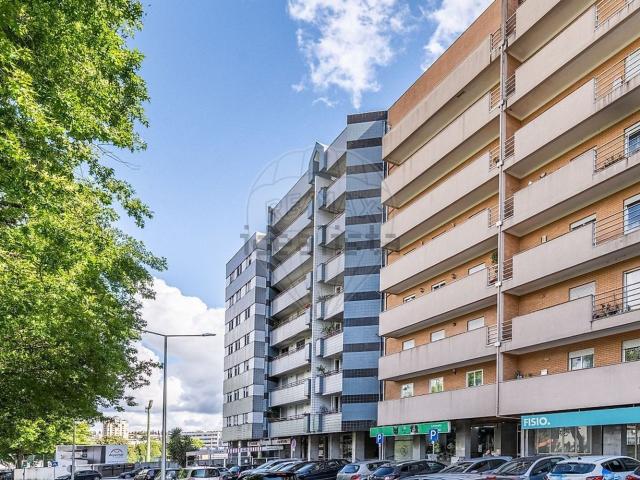 Apartamento, Vila Nova de Famalicão e Calendário