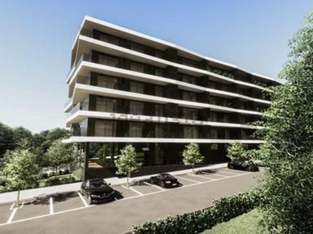 Apartamento, Vila Nova de Famalicão e Calendário