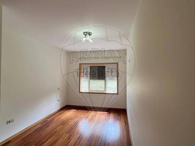 Apartamento, Vila Nova de Famalicão e Calendário