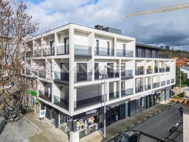 Apartamento, Vila Verde e Barbudo