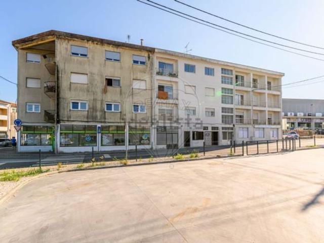 Apartamento, Vila Verde e Barbudo