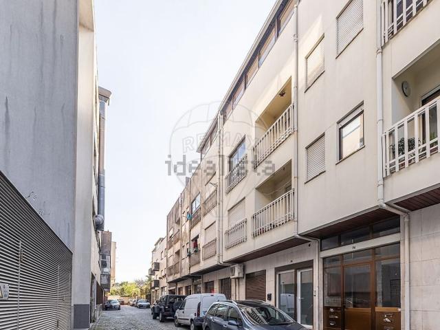 Apartamento, Vila Verde e Barbudo