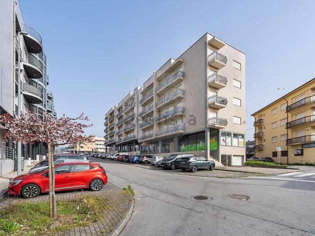 Apartamento, Vila Verde e Barbudo