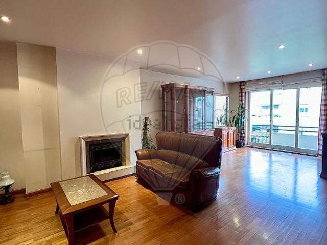 Apartamento, Vilar de Pinheiro