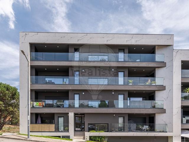 Apartamento, Vila Nova de Famalicão e Calendário