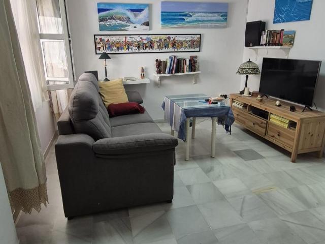 APARTAMENTO ZONA PLAZA DEL MENTIDERO