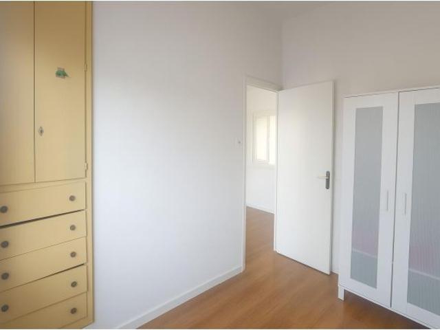 Apartamento zona TAMARIT con gran terraza