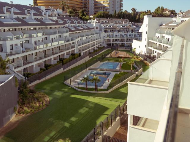 APARTAMENTO A ESTRENAR DE 2 DORMITORIOS EN MED HILLS, TORREBLANCA | ESTILO RESORT EN LA COSTA DEL SOL