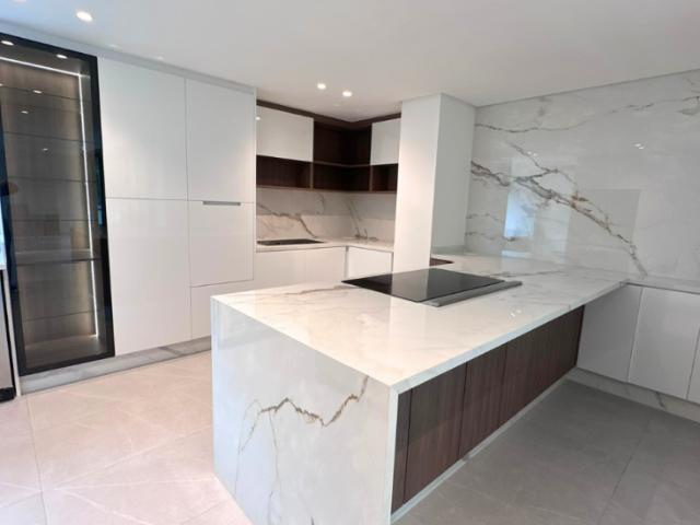 APARTAMENTO A ESTRENAR EN CALLE CERRADA
