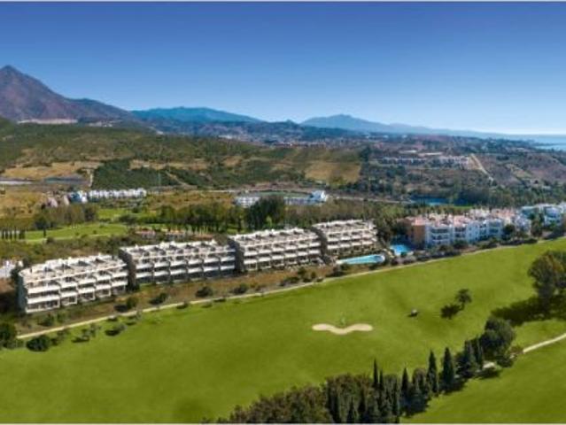 Apartamento a estrenar Golf y Mar en Estepona