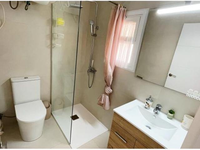 APARTAMENTO A SOLO 5 MINUTOS DE LA PLAYA DE LEVANTE, CON PISCINA Y PARKING PRIVADO, A 5 MINUTOS DE L