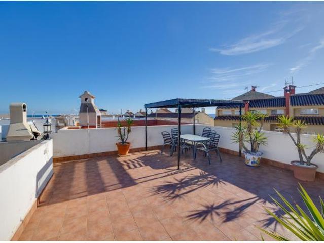 APARTAMENTO A 150 M DE LA PLAYA LA VELETA! CON VISTAS AL MAR