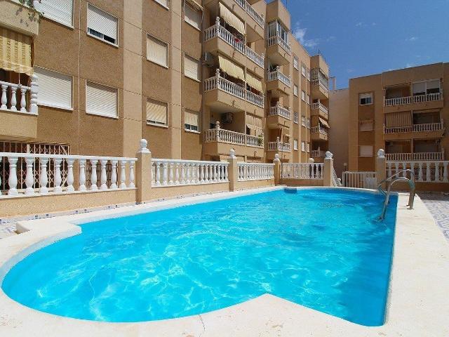 Apartamento a 350 m de la Playa del Cura con piscina!