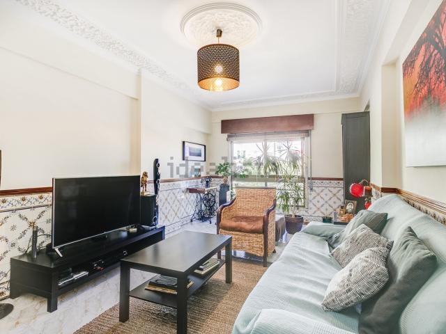 Apartamento, Águas Livres