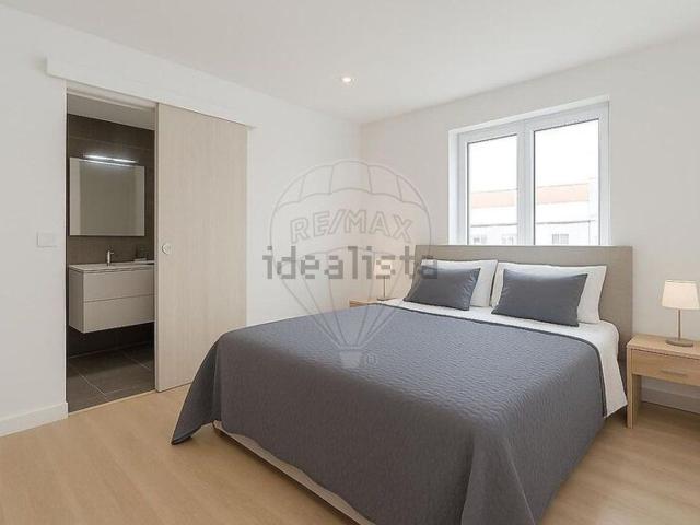 Apartamento, Águas Livres