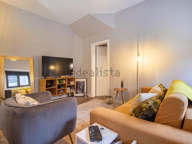 Apartamento, Águas Livres