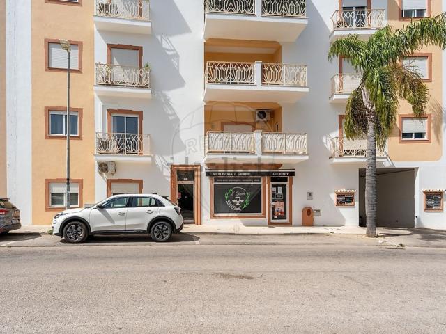 Apartamento, Almancil