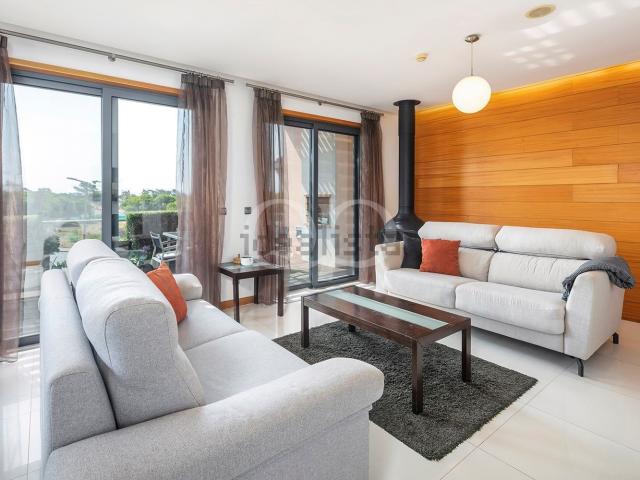 Apartamento, Almancil
