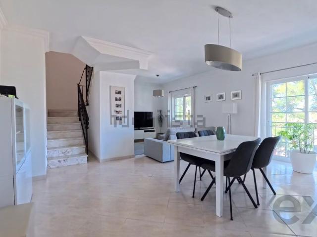 Apartamento, Almancil