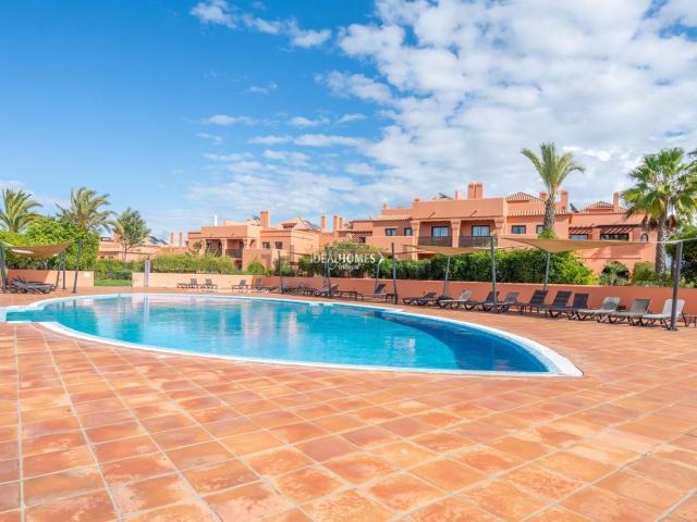 Apartamento, Alcantarilha e Pêra