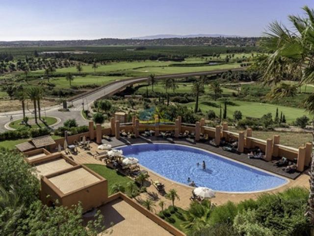Apartamento, Alcantarilha e Pêra