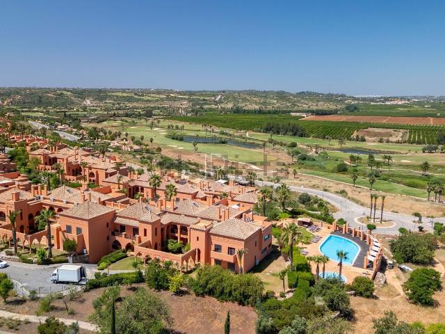 Apartamento, Alcantarilha e Pêra