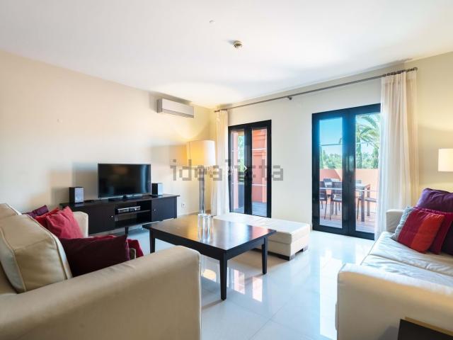 Apartamento, Alcantarilha e Pêra